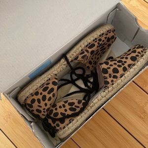 ClaireV. X Toms espadrilles